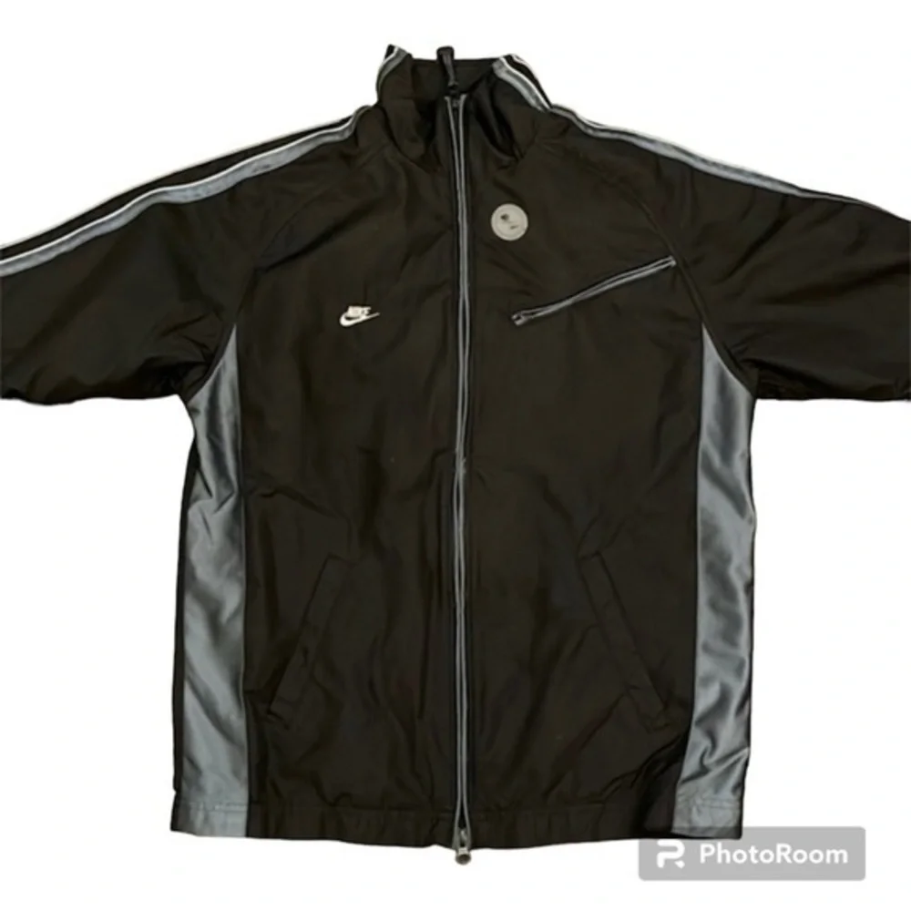 NIKE Youth Black Full Zip‎ Mulitiple Pockets Size 10-12 Medium